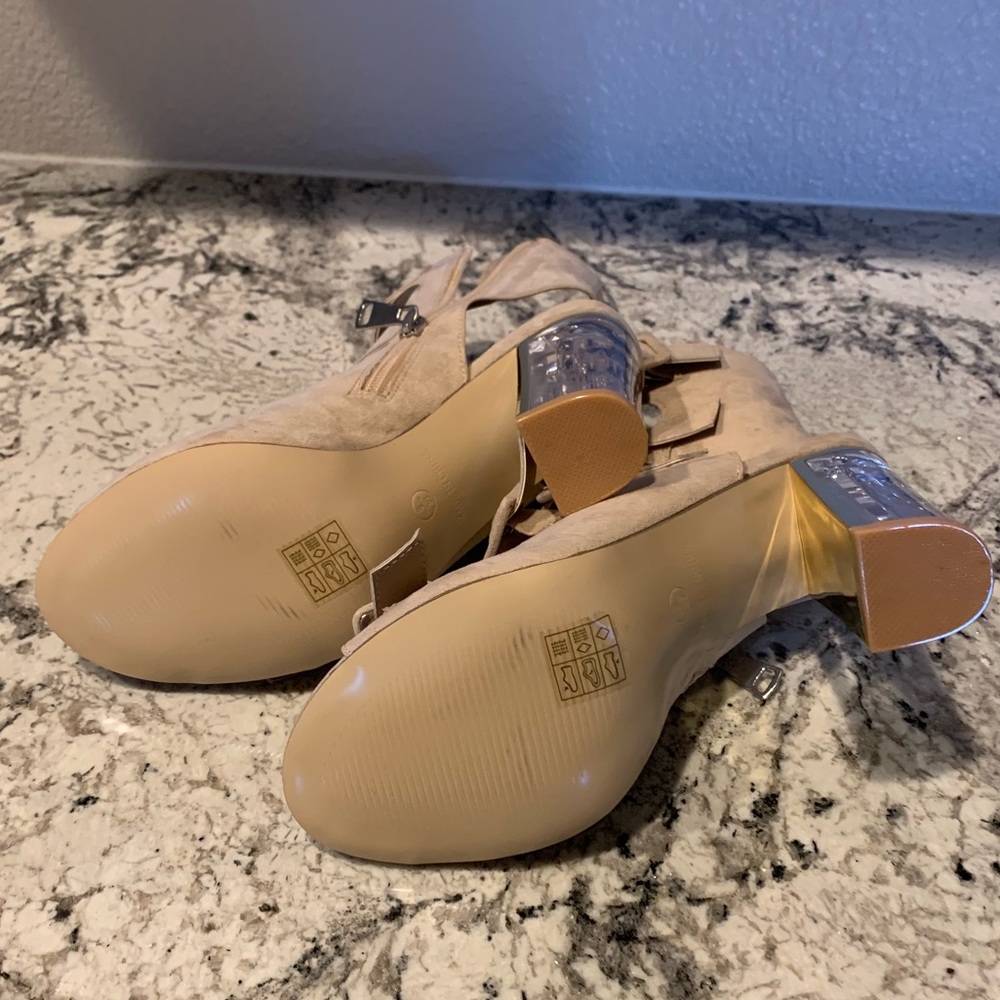 NWOT Truffle clear block heel - Picture 5 of 7